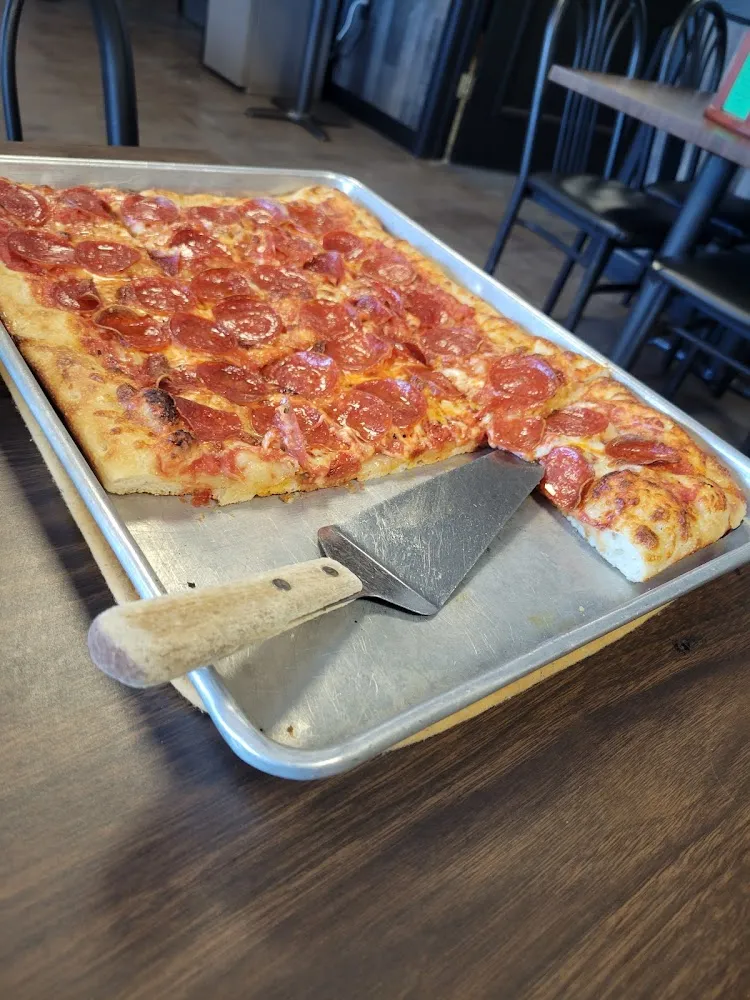 12 Cut Pepperoni Pizza